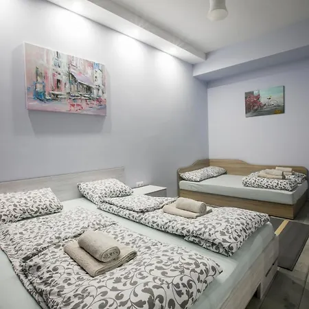 Modern Style Central *
