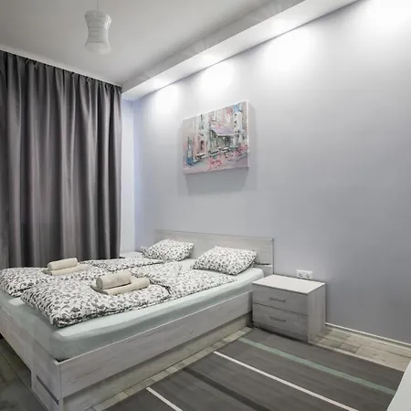 Modern Style Central *