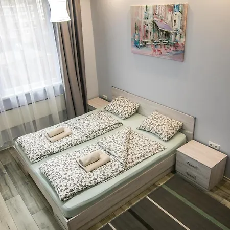 Modern Style Central Apartment